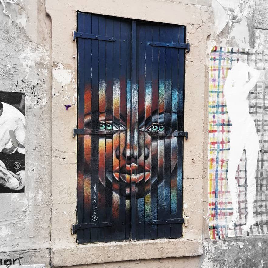 Femme street-art : Oeuvre de Emyart's