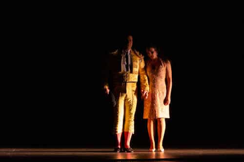 Lucas Meachem (Escamillo)et Gaëlle Arquez (Carmen) dans « Carmen » de Georges Bizet, mise en scène de Calixto Bieito © Guergana Damianova / Opéra national de Paris