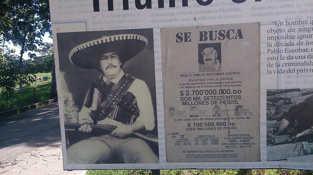 Avis de recherche de Pablo Escobar après son évasion