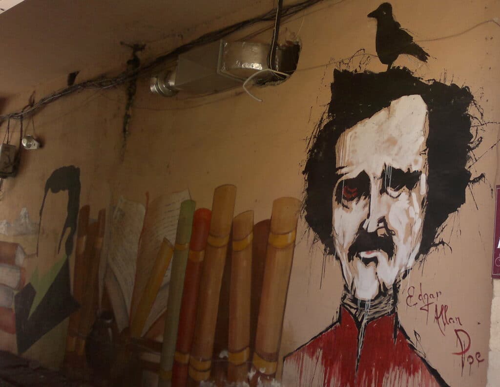 Graffiti représentant Edgar Allan Poe à Yerevan, Arménie ©Rs4815 (Wikimédia), CC BY-SA 3.0