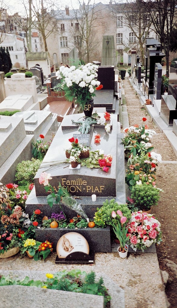  Tombe d’Edith Piaf, Cimetière du Père-Lachaise