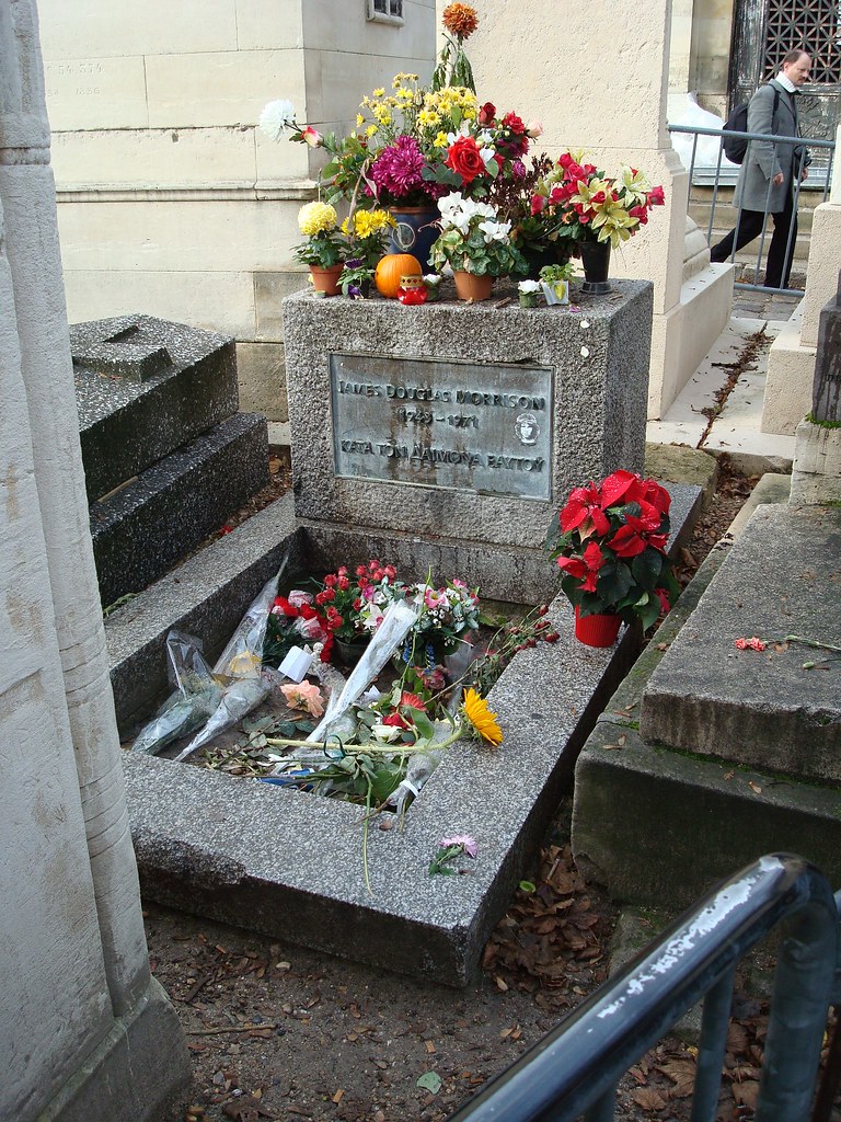 Tombe de Jim Morrison, Cimetière du Père-Lachaise