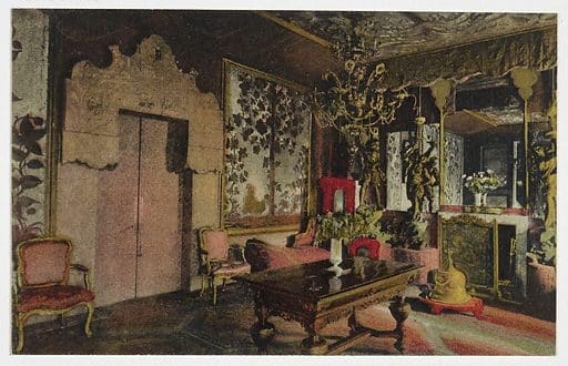 Les photos anciennes tout comme les archives de la maison Frey permirent la restauration des décors d'Hauteville House. © Creative Commons