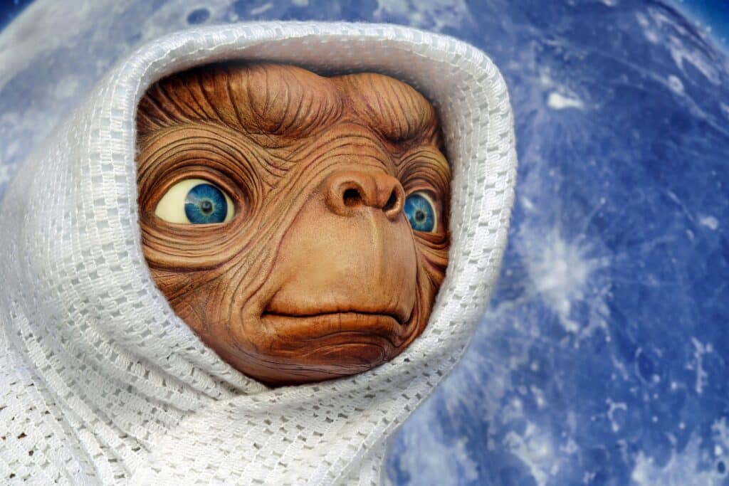 11 juin 1982 : sortie du phénomène planétaire E.T