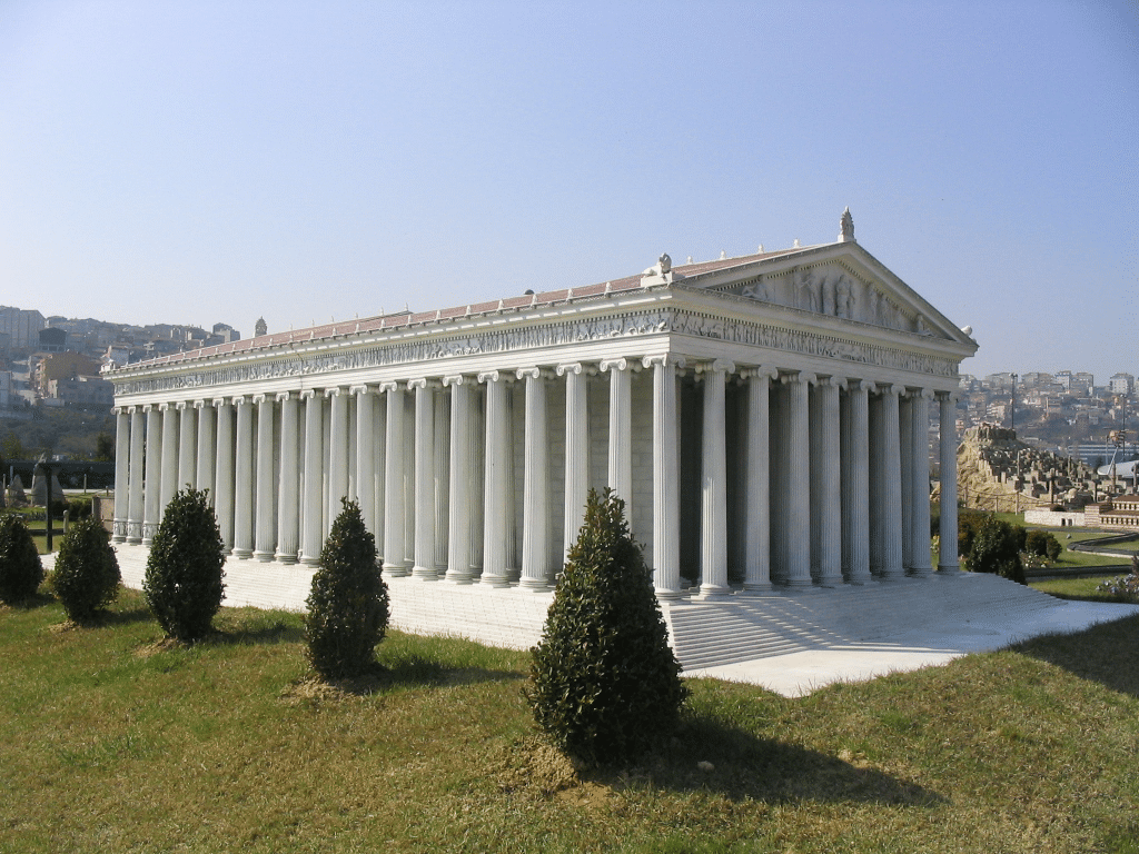 Représentation du temple d’Artémis à Éphèse — Auteur Zee prime — CC BY-SA 3.0
