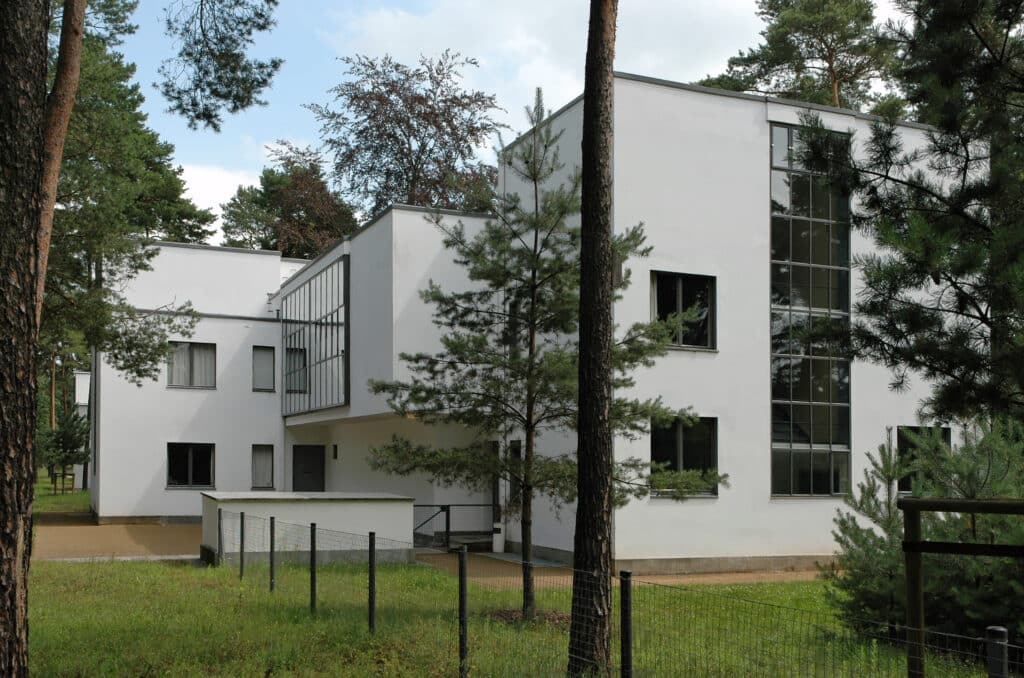 Source : Wikicommons / Maison des « maîtres » du Bauhaus de Dessau