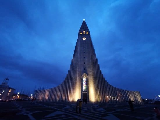  Hallgrímskirkja  à Reykjavik