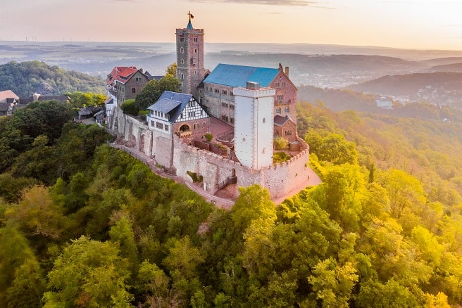 Châteaux allemands : Eisenach : le château de Wartburg en automne ©DZT/Loïc Lagarde