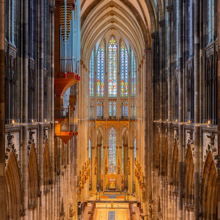 Cologne : vue intérieure de la cathédrale de Cologne, patrimoine mondial de l'UNESCO ©DZT (Loïc Lagarde)